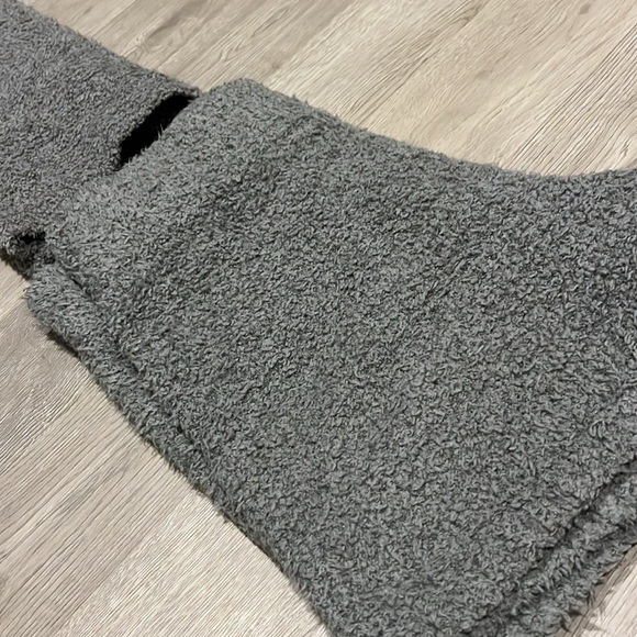 Skims Gray Cozy set - Picture 6 of 6